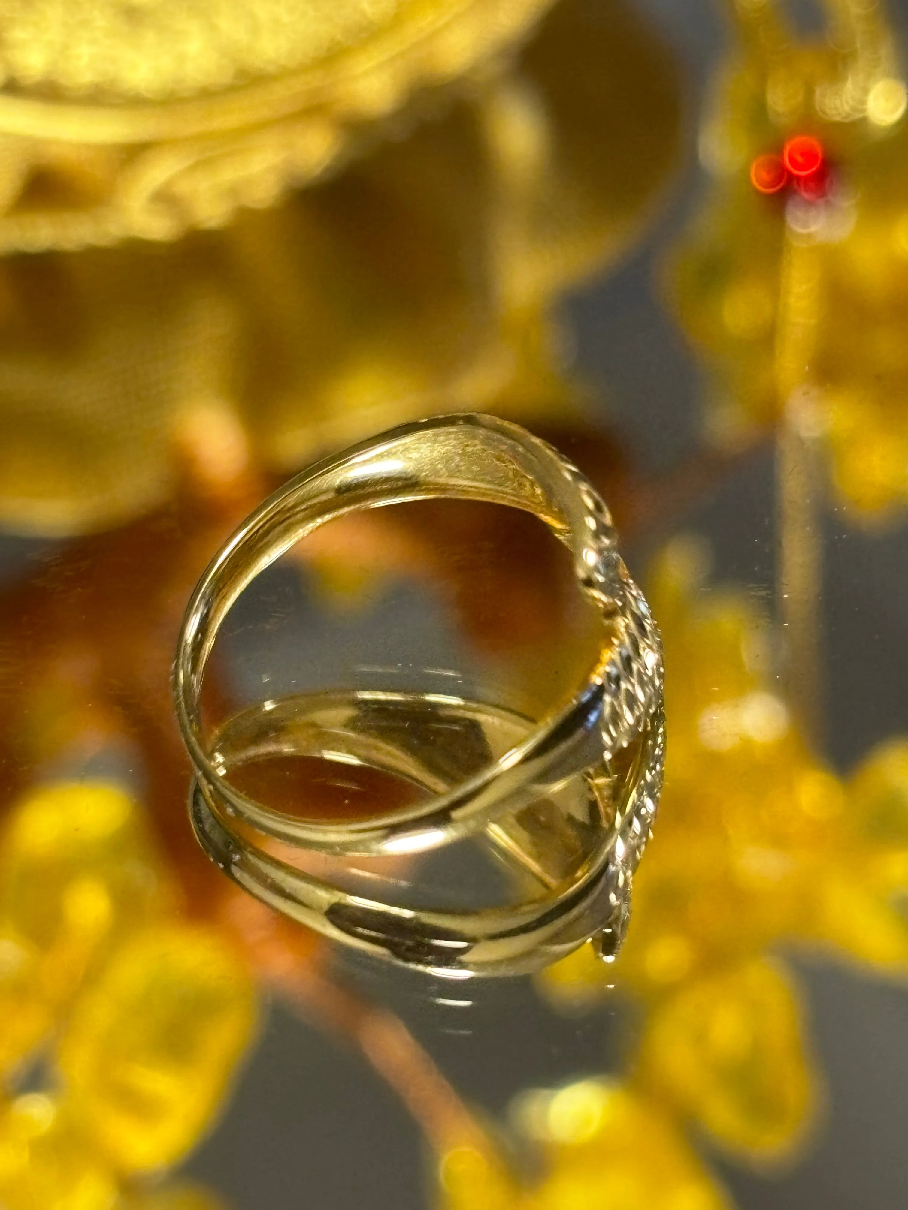 18K Gold Lucky Arrowana Fish Ring