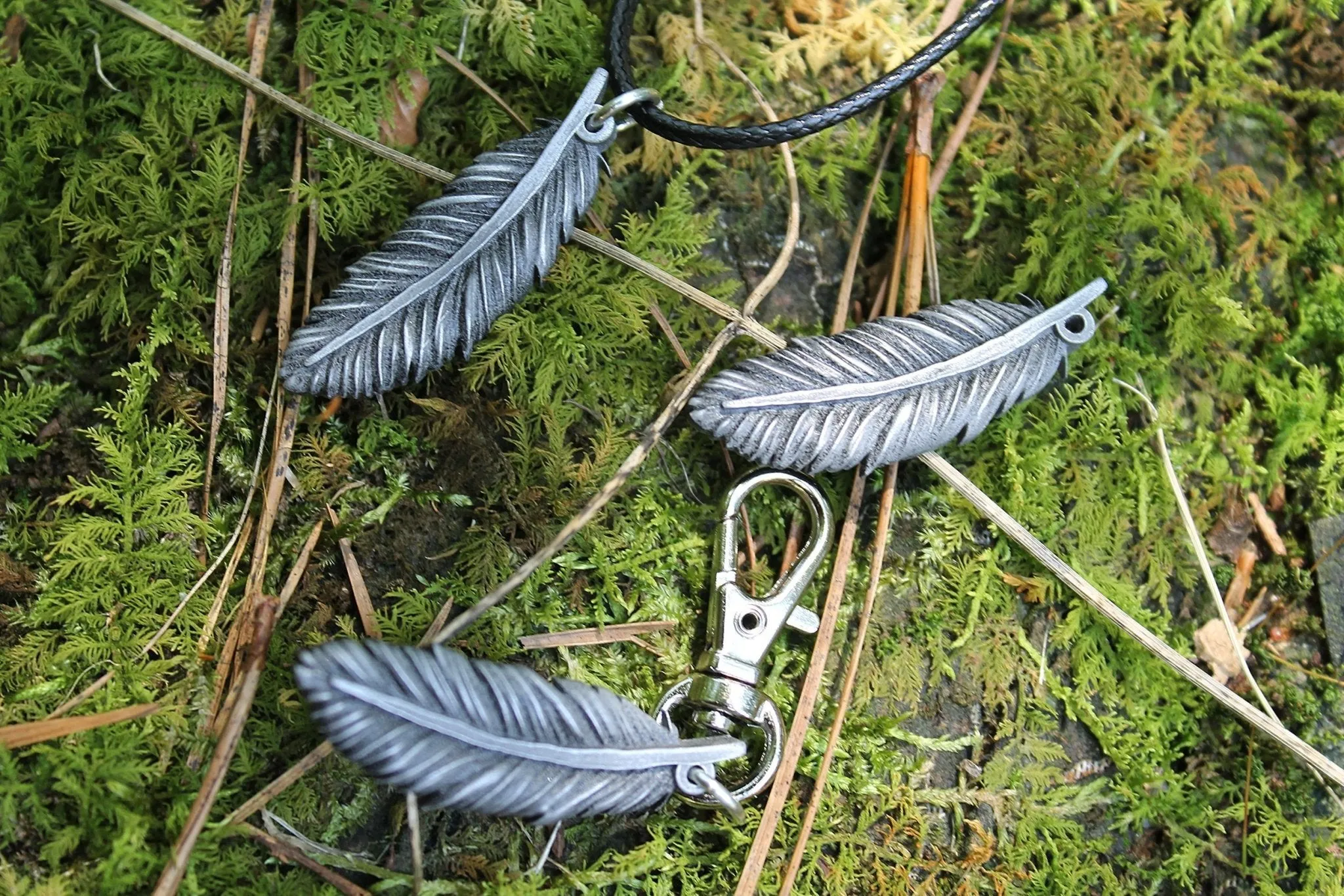 Chocobo Feather Pendant Keychains / Necklaces - Final Fantasy