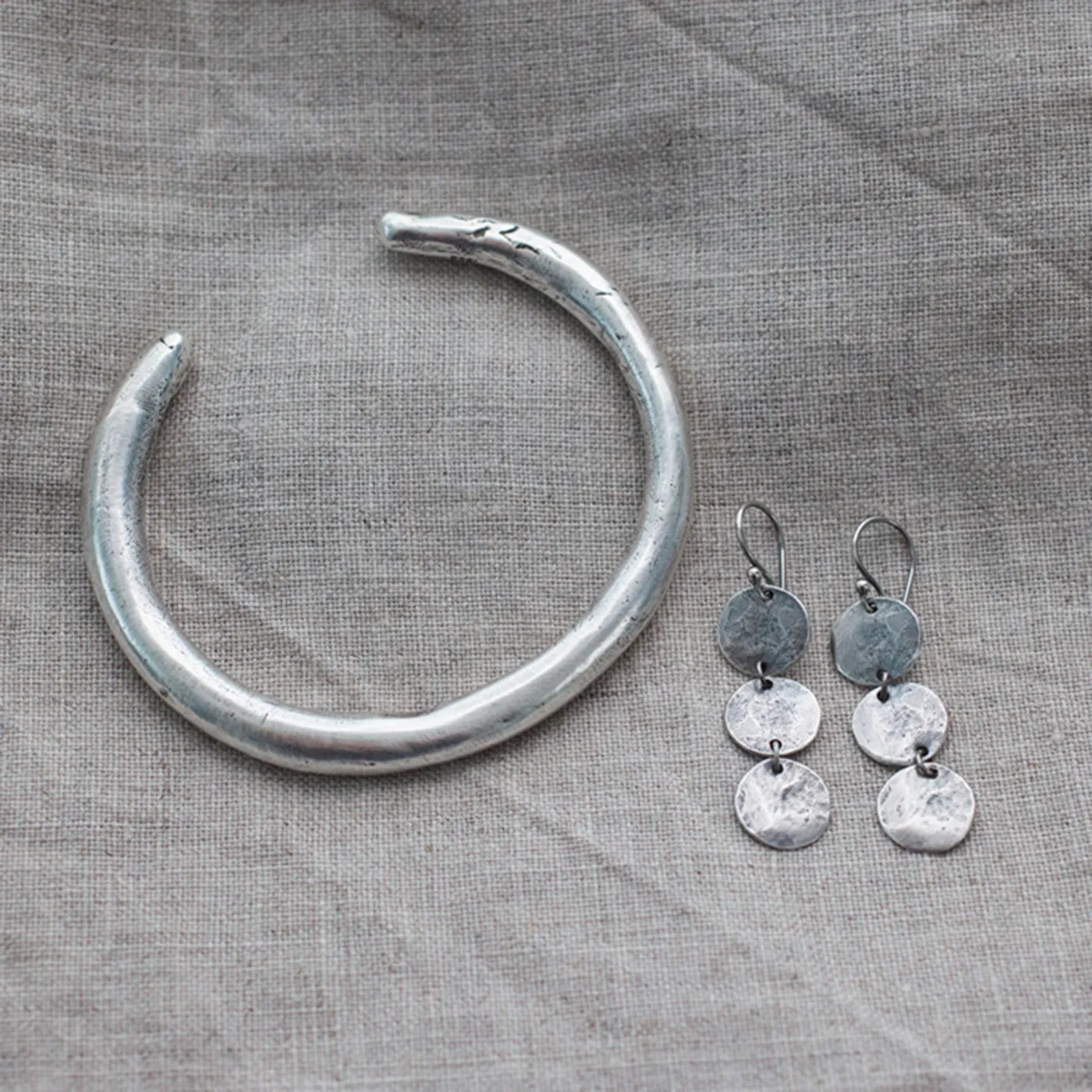 Everyday Goddess Earrings | Silver