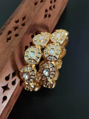 Golden Textured Polki Kundan Bangle