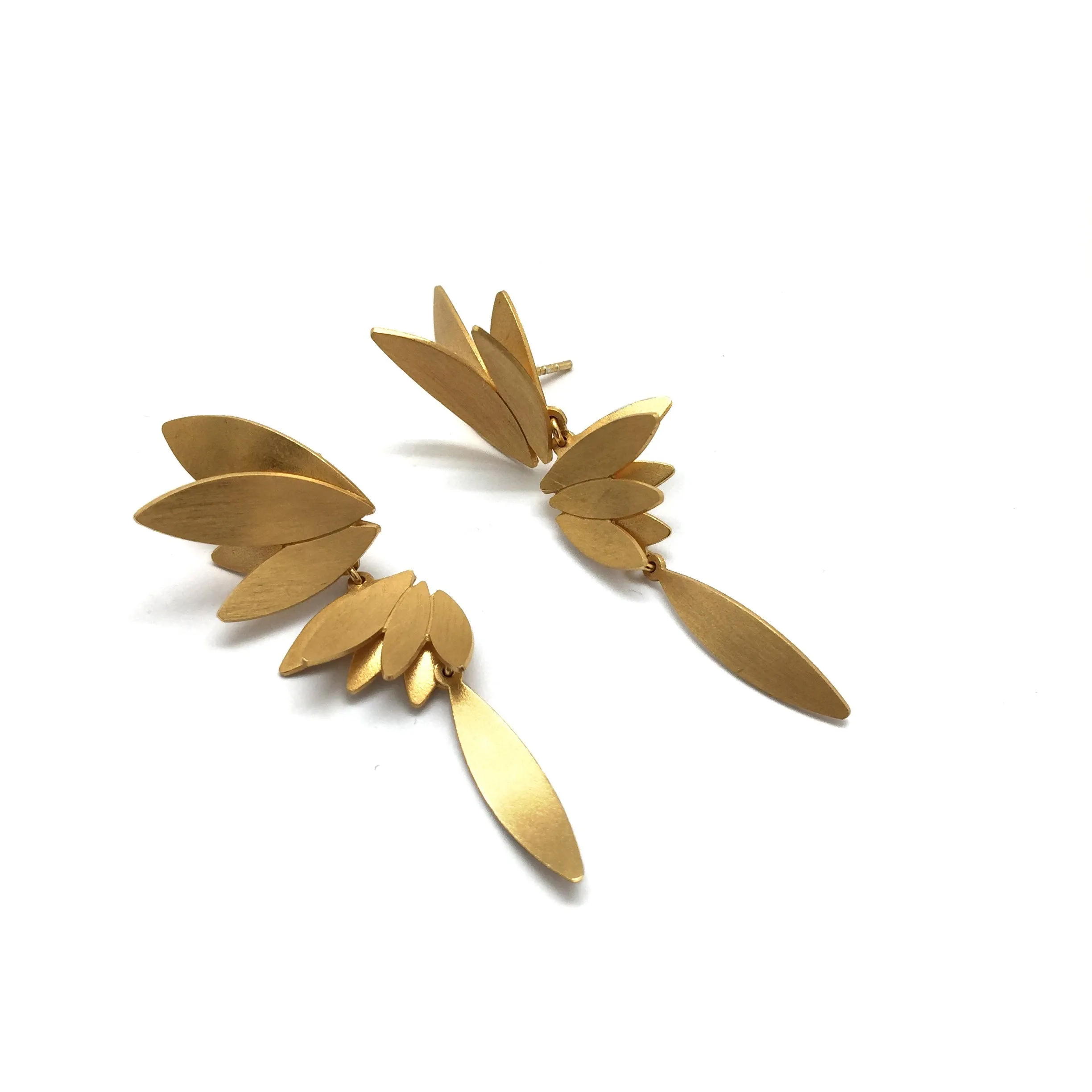 Long Feathered Wing Drops - Gold