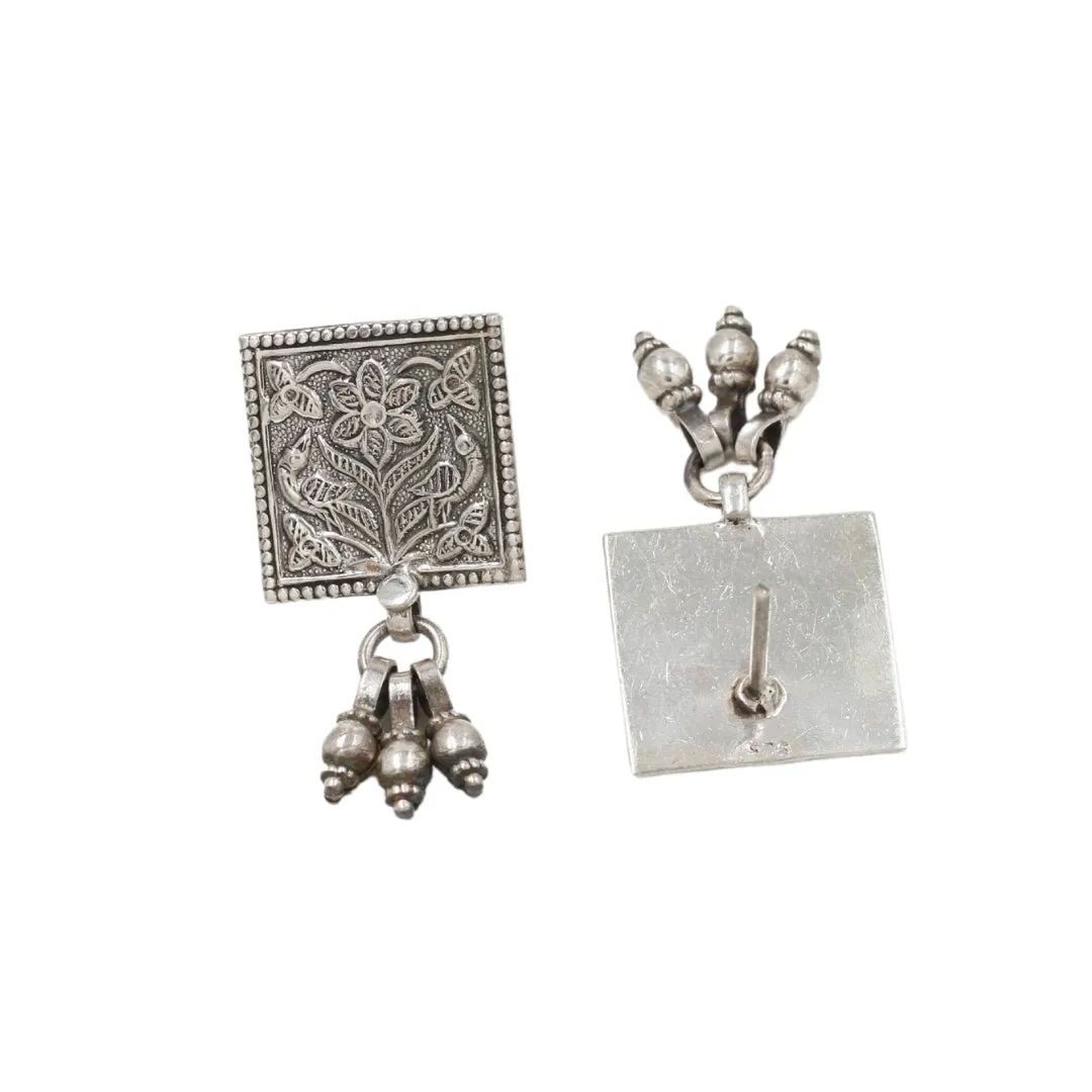 Refined Grace: Timeless Handcrafted Silver Earrings by Sangeeta Boochra