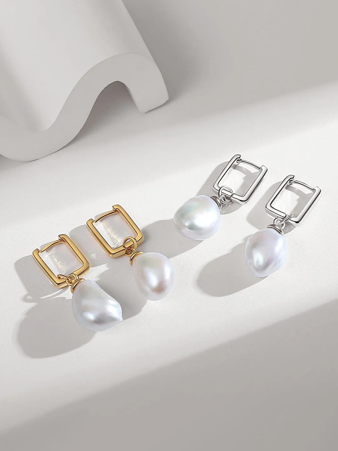 Shaped Baroque Pearls Square HoopsEarrings