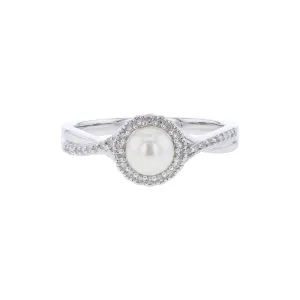 Silver Sweet Treat Pearl & Diamond Ring