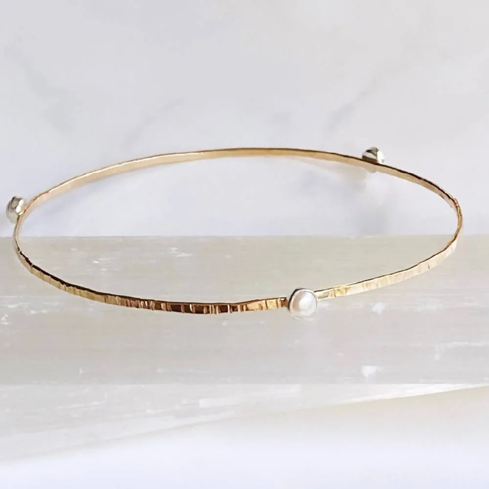 Textured pearl bangle -14kt gf